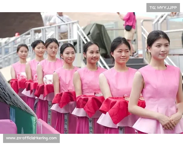 全运会拳击志愿者完成专业培训积极上岗展现服务风采